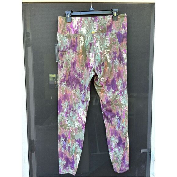 Tahari Sport Women’s Camouflage Double Cell Pocket Athletic Leggings. Size Large - Picture 4 of 8